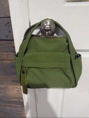 Olive Green Women's Top-Handle Tote Bag
